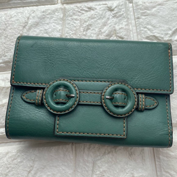 Vintage Nest by Anthropologie green Leather Card trifold Wallet - Picture 1 of 8